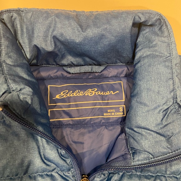 Eddie Bauer puffer vest - Picture 2 of 2